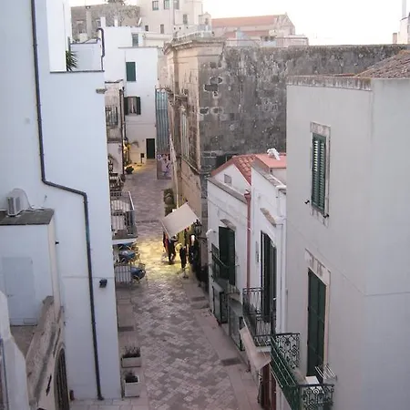 לינה וארוחת בוקר Mediterraneo אוטרנטו
