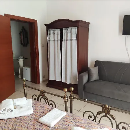 Mediterraneo Bed and Breakfast 4*