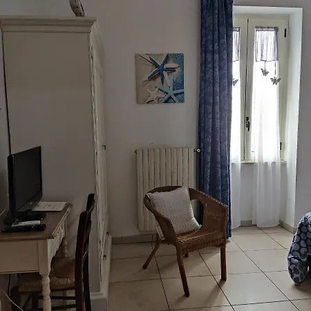 Mediterraneo Nocleg ze śniadaniem