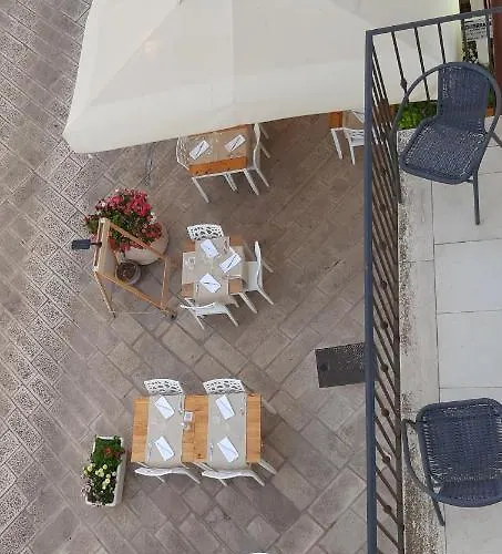 Mediterraneo Bed & Breakfast 4*